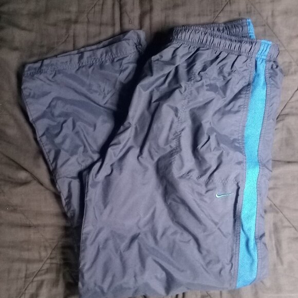 Vintage Y2K Nike Spell Out Striped Wind Pants Joggers Trainers - Picture 1 of 9